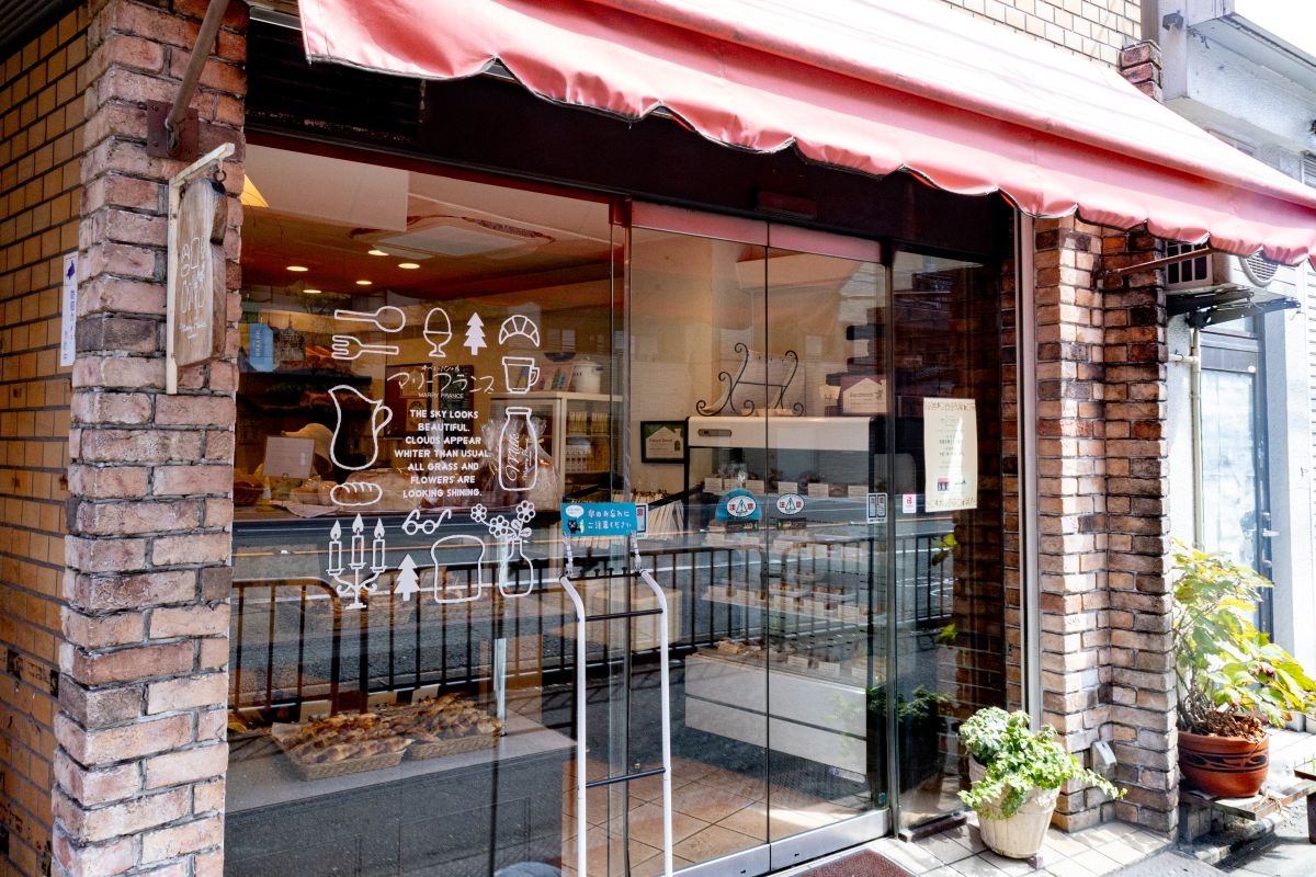 マリーフランス 今出川店