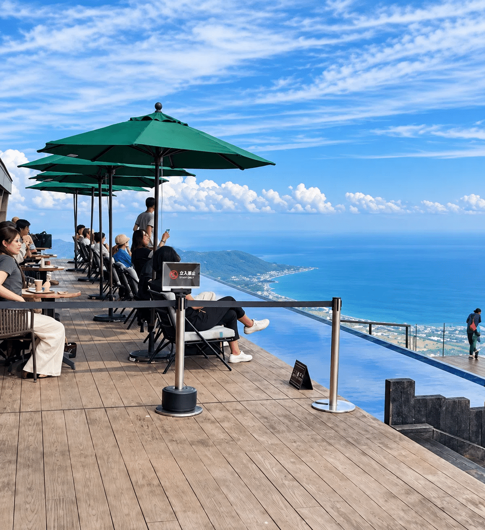 Biwako Terrace, which opens up as you step off the ropeway